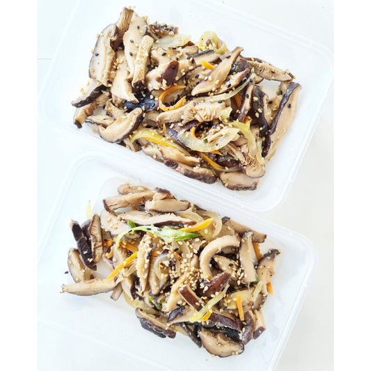 Stir-fried Shiitake mushroom (건표고버섯 볶음)